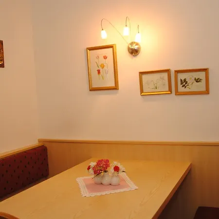 Gaestehaus Rieser 3*