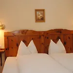 Gaestehaus Rieser Guest house Mayrhofen
