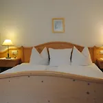 Guest house Gaestehaus Rieser 3*