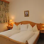 Guest house Gaestehaus Rieser 3*