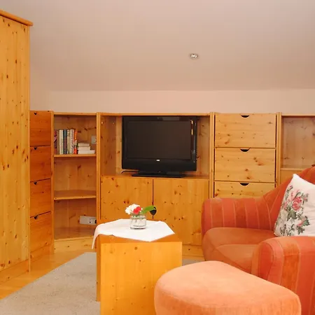 Gaestehaus Rieser بيت ضيافة 3*