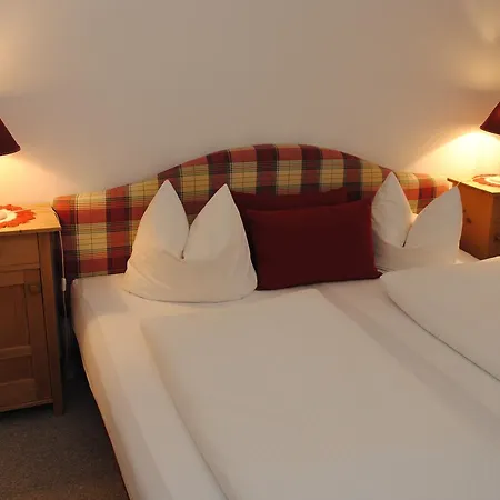 Gaestehaus Rieser بيت ضيافة