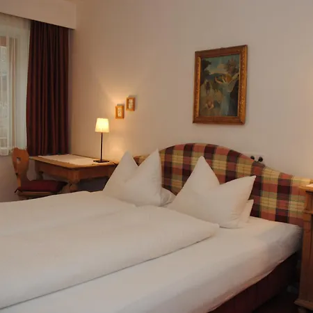 بيت ضيافة Gaestehaus Rieser