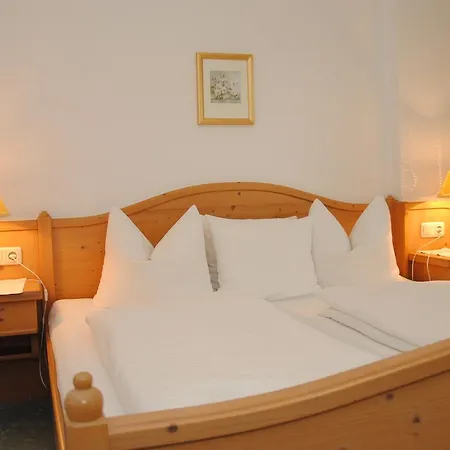 بيت ضيافة Gaestehaus Rieser